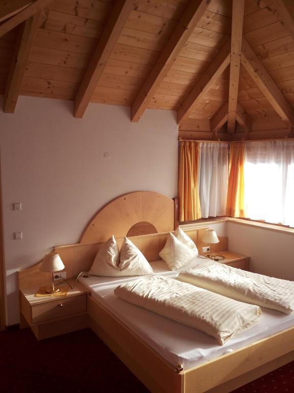 Hotel Laerchenhain San Valentino alla Muta Room photo